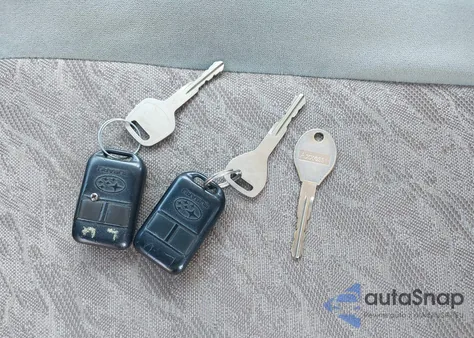 1999 Subaru Forester L z USA, uszkodzony, nr VIN JF1SF6353XH717074